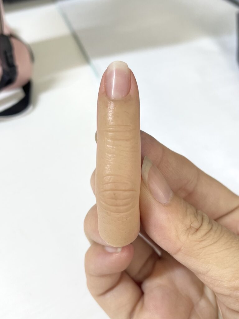 Ngón tay Silicone