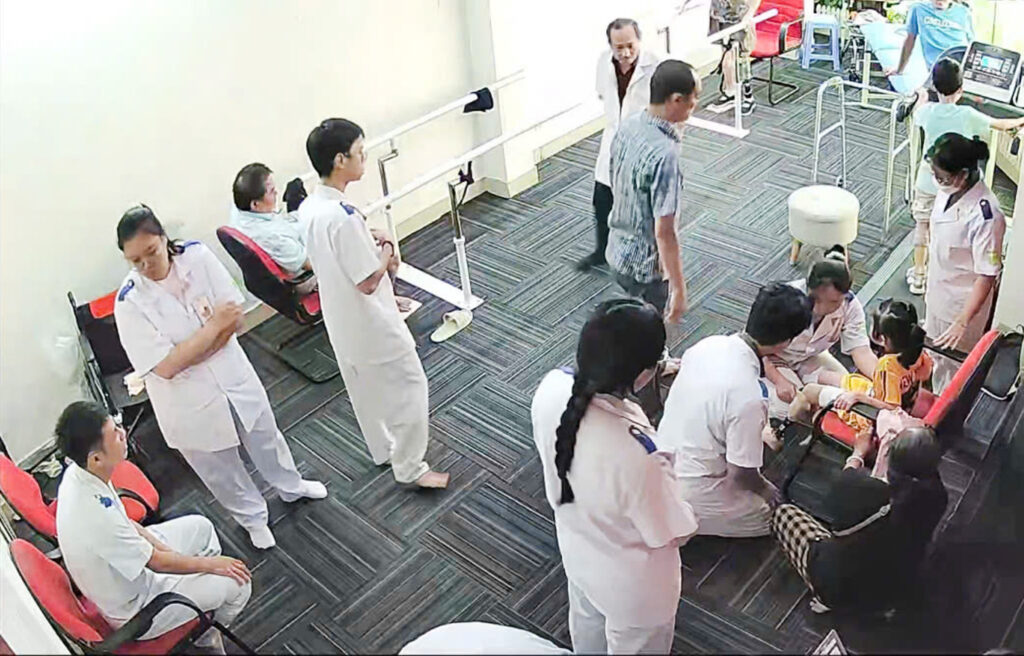 sinh viên Đại học Y khoa Phạm Ngọc Thạch Đến VietHealth Thực Tập